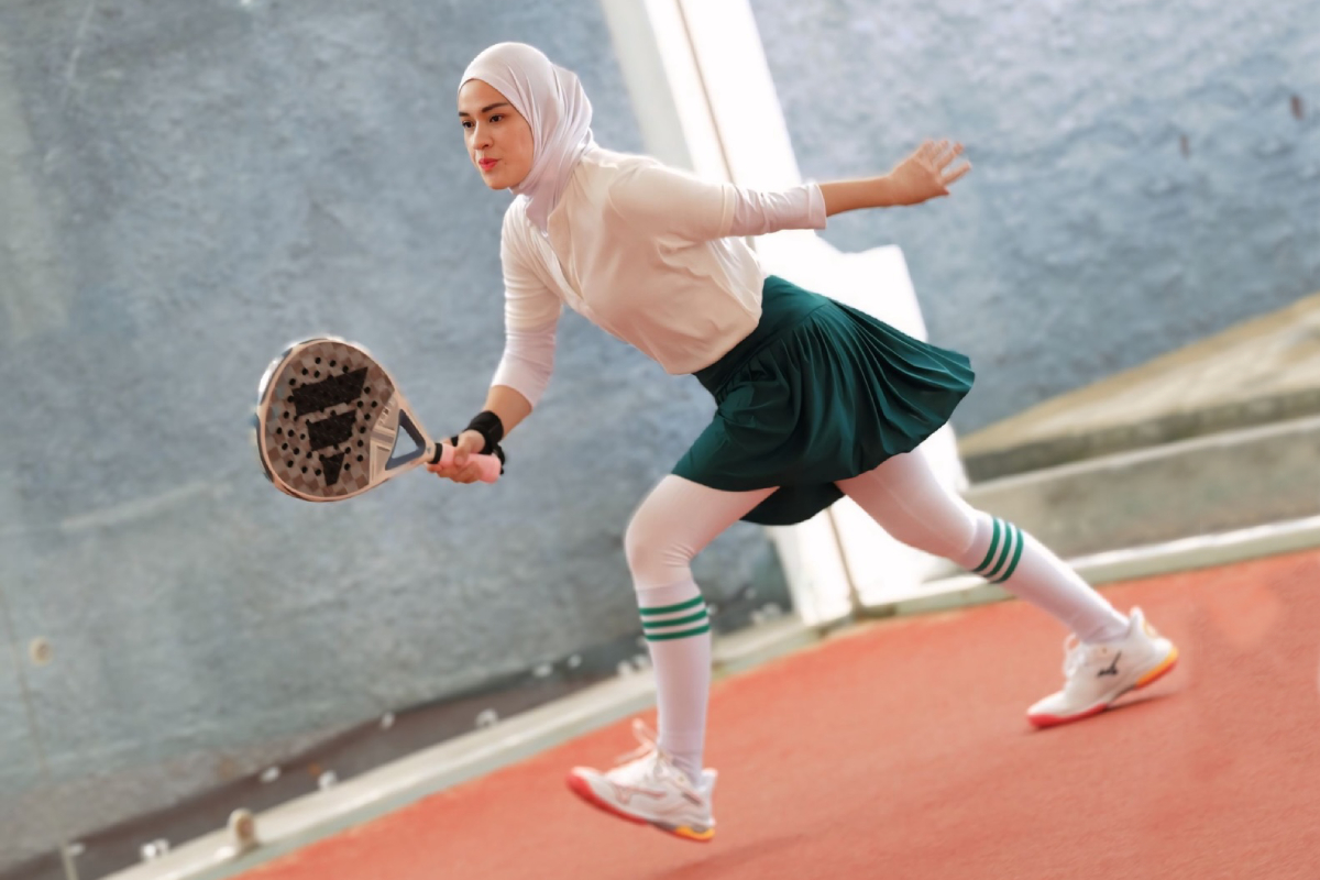 ayu julita sari Padel Rok Mini Hijab Seksi