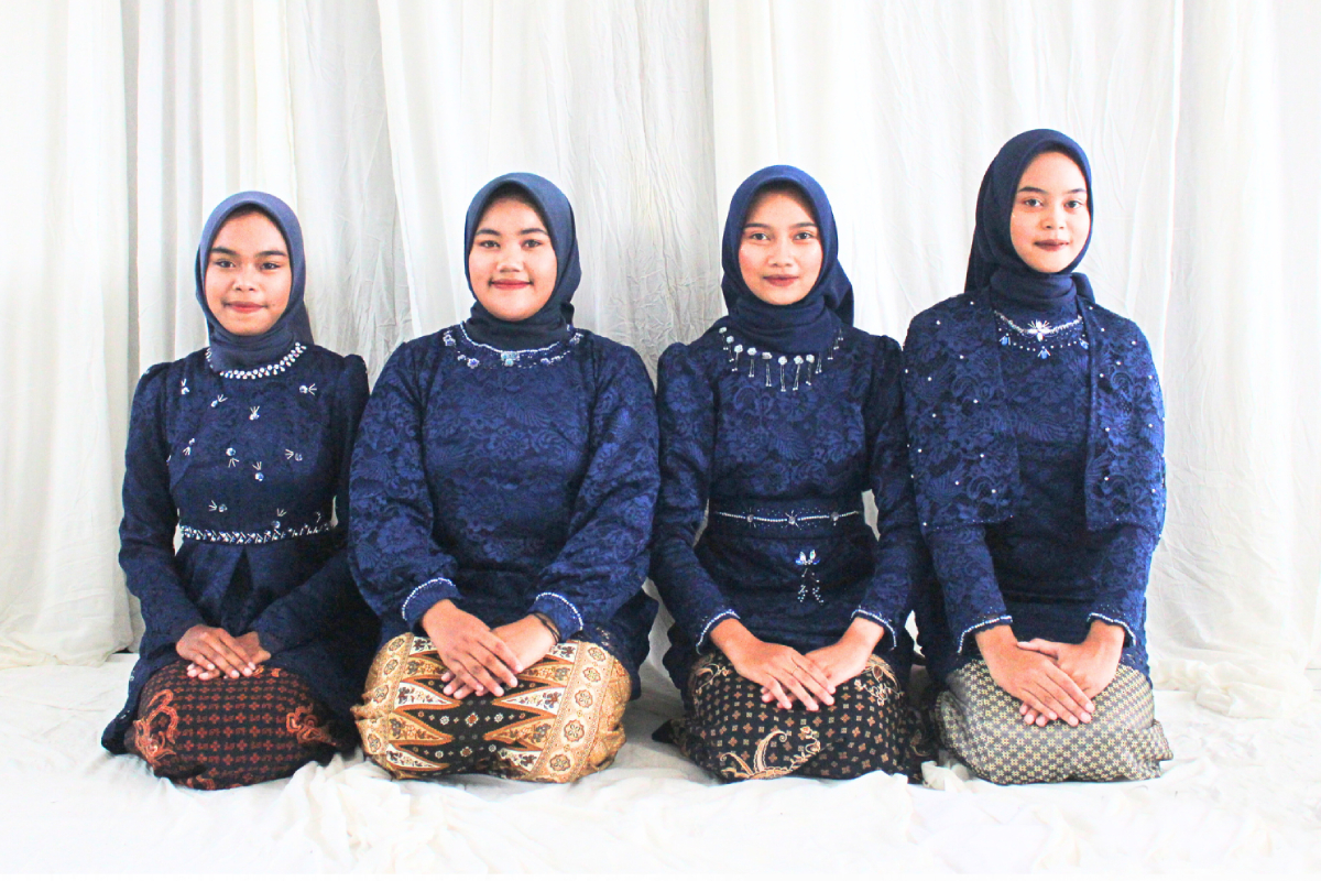 Tata Busana Kebaya Modern
