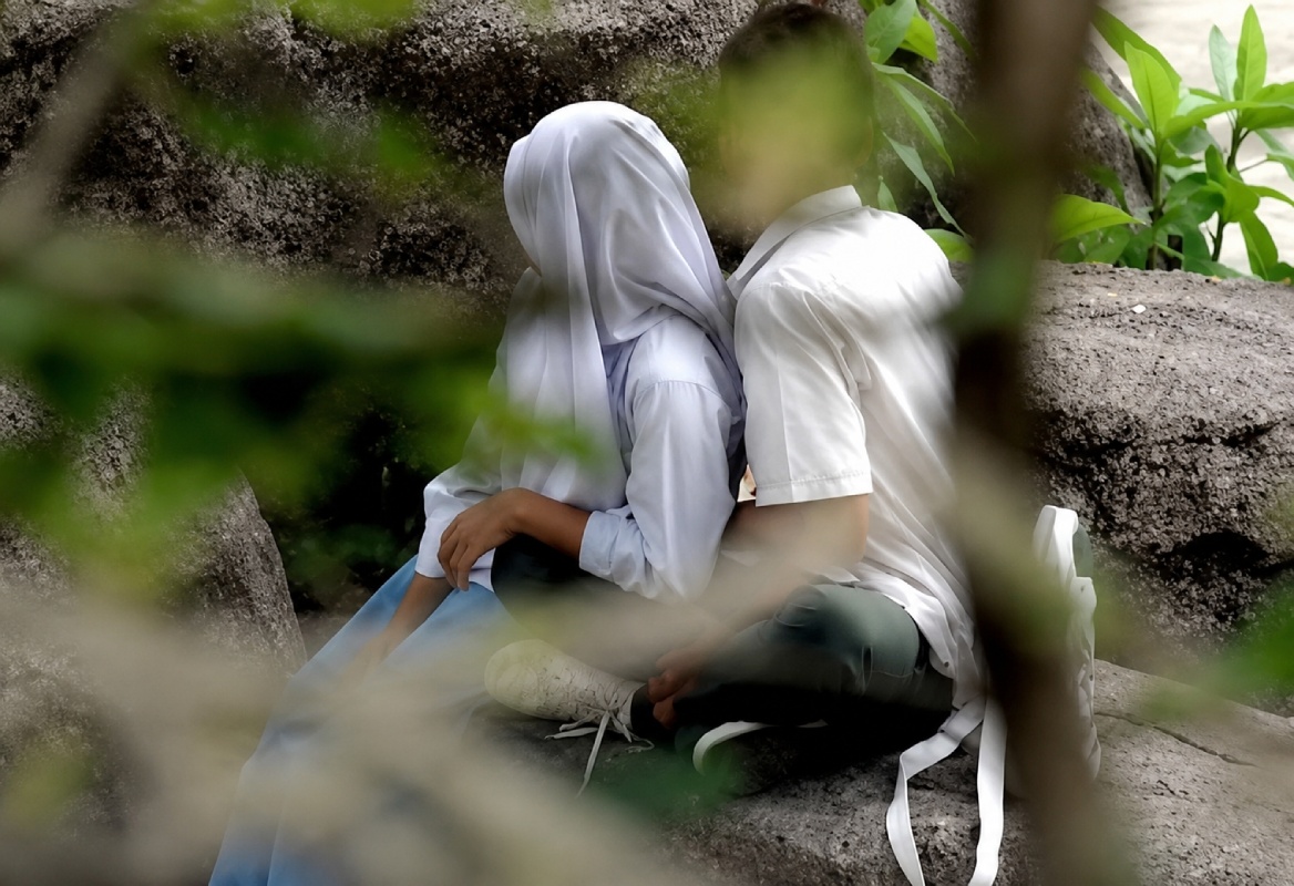 Makalah Bahaya Pergaulan Bebas Di Kalangan Remaja