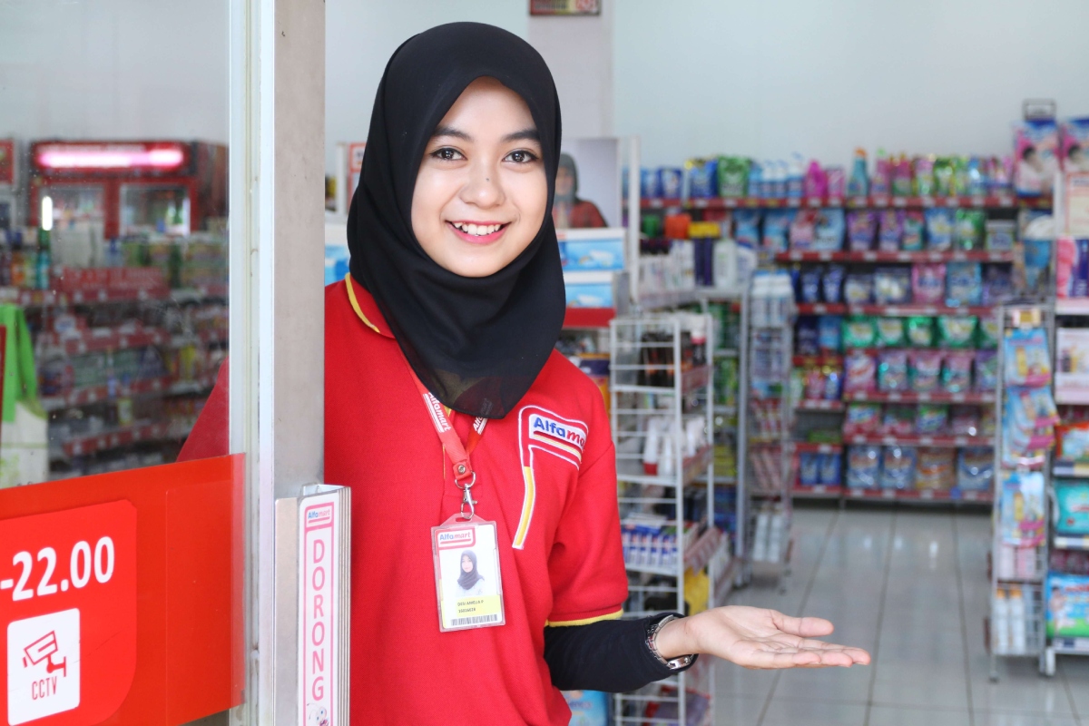 Makalah Toko Retail Alfamart